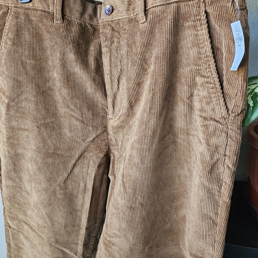 Gap Mens loose fit Corduroy 36x32 Caramel - Picture 2 of 7